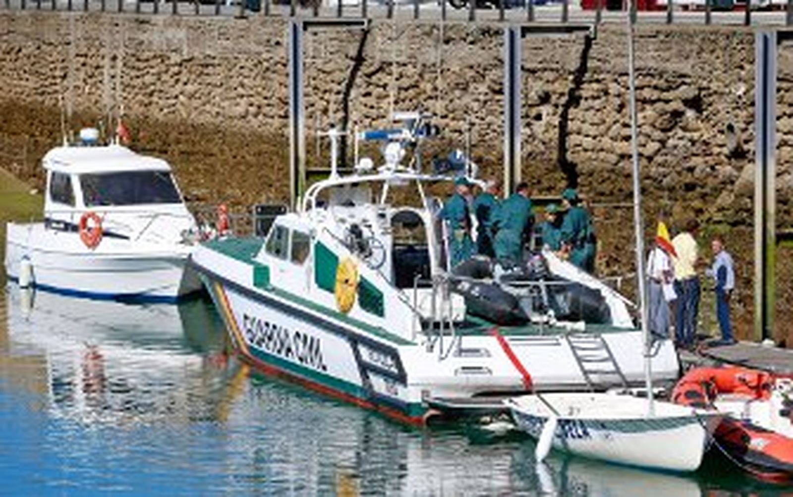 Muere un pescador tras ser arrollado por un barco