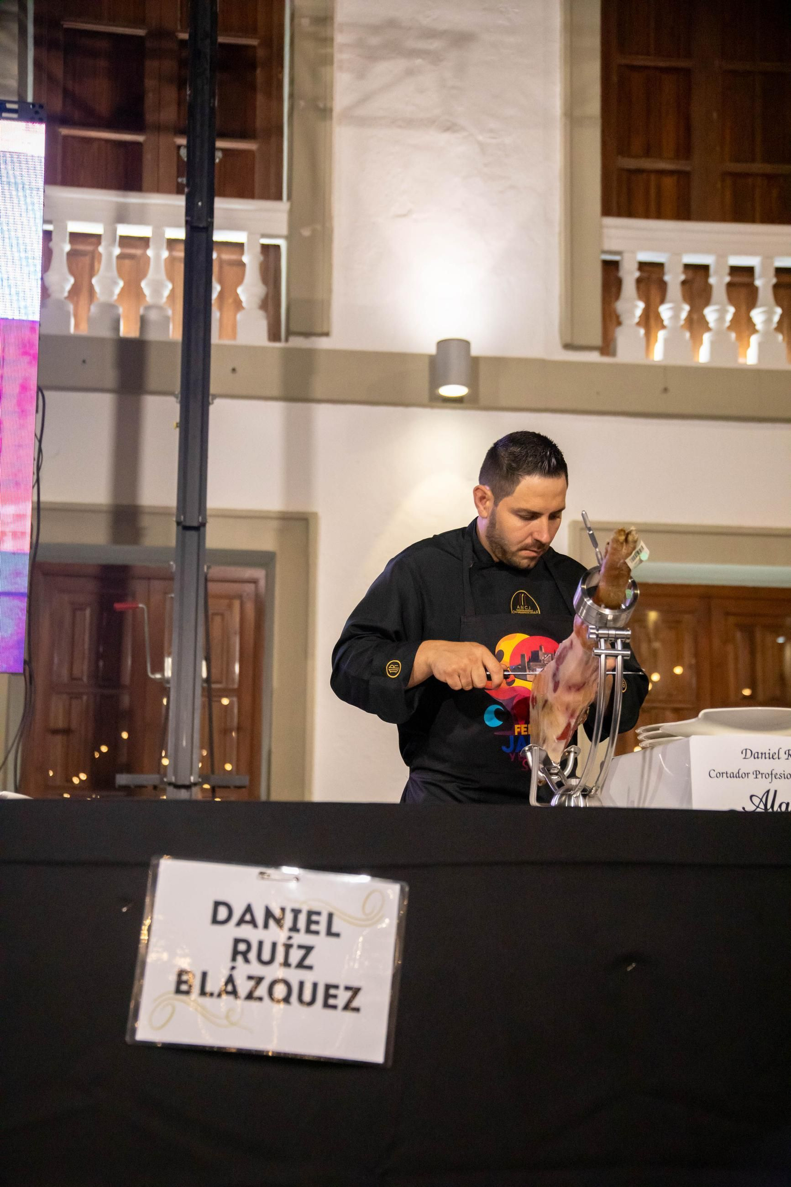 Concurso de cortadores de jamón en Serón, en imágenes