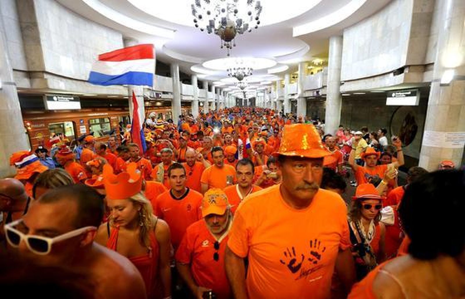 Alemania da un golpe en la mesa al vencer 1-2 a Holanda.  Foto: EFE