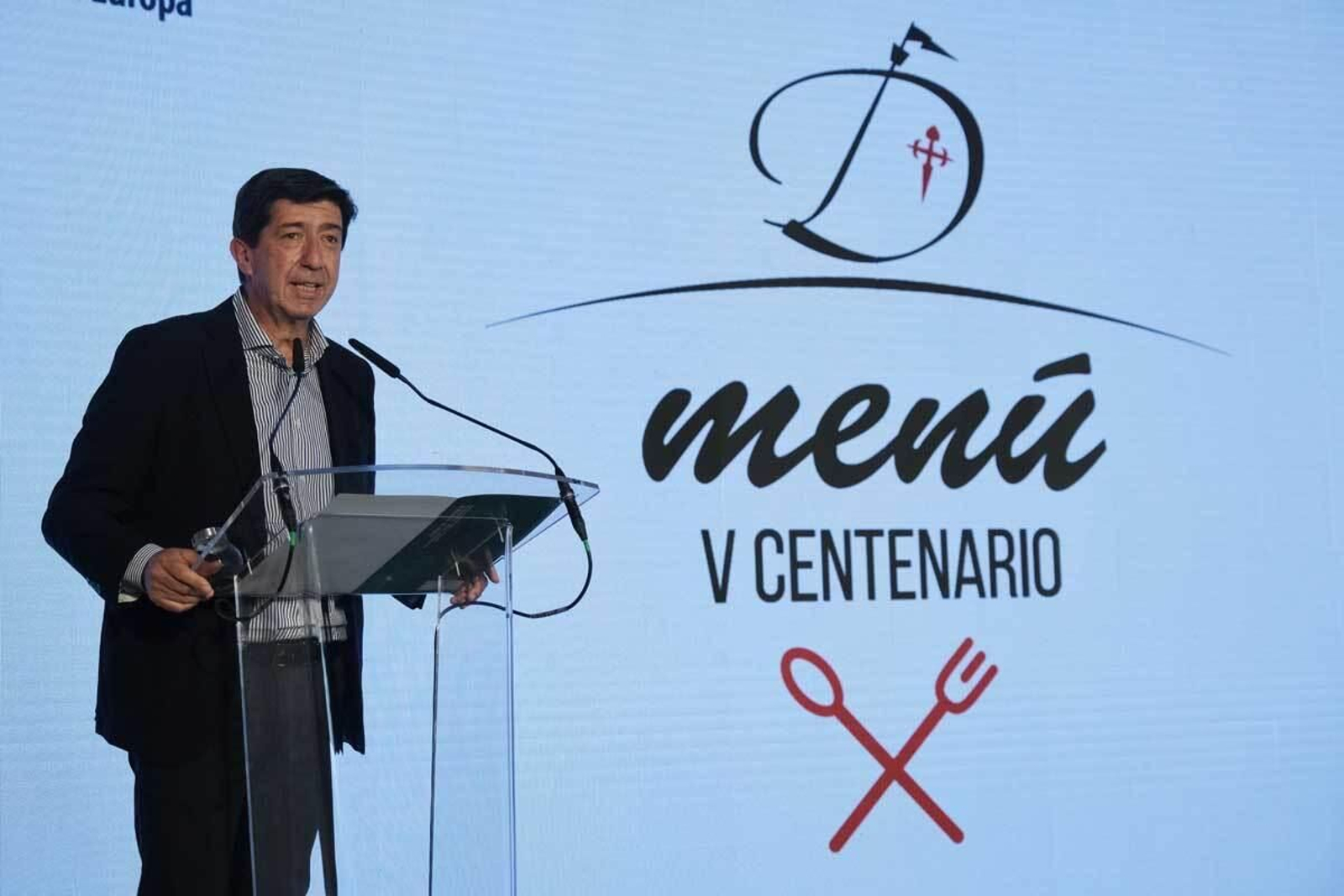 Juan Marín durante un acto sobre el Menú del V Centenario de la I Vuelta al Mundo