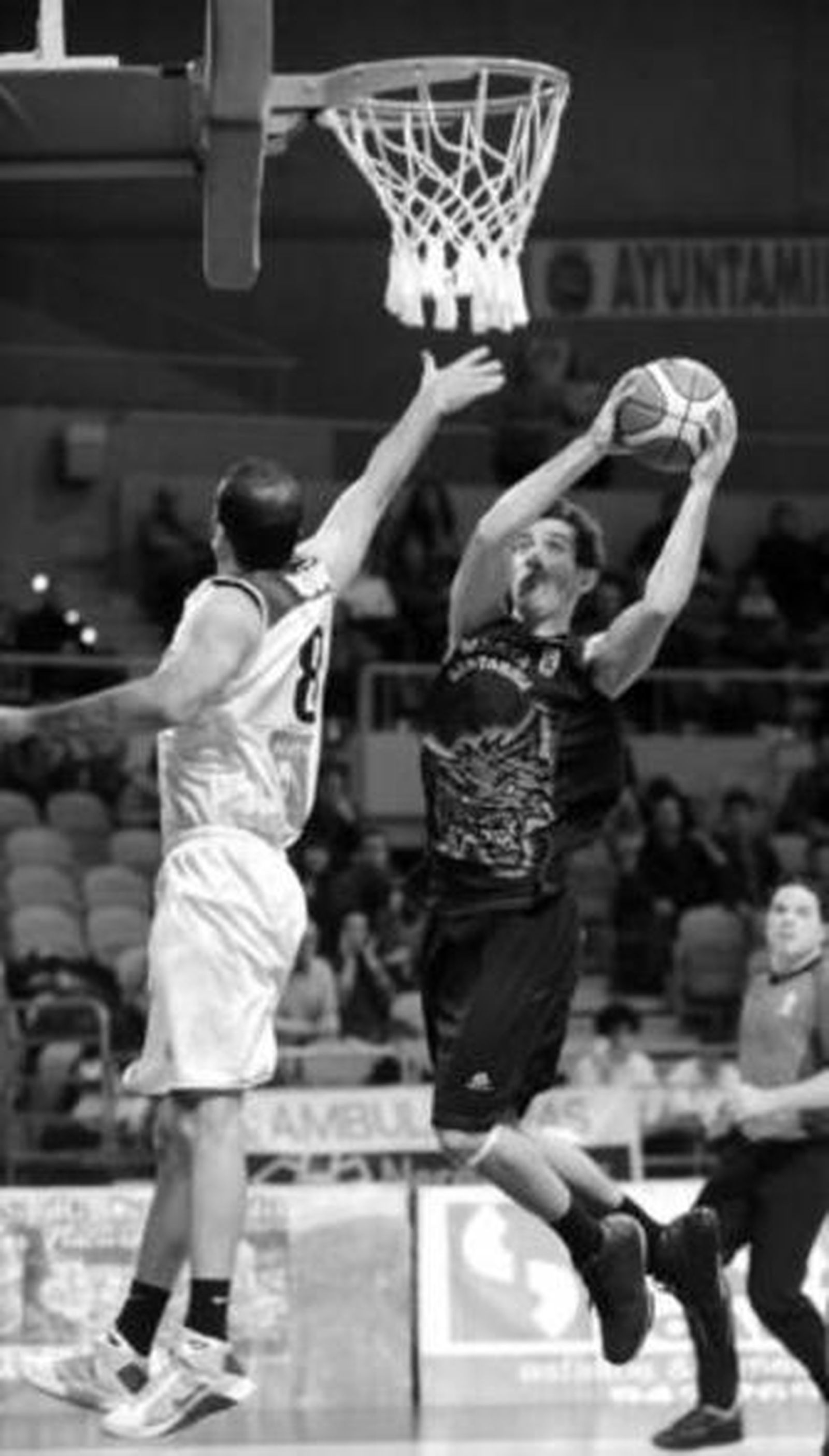 El Alerta no pudo con un CD Huelva que venció gracias a unos últimos 15 minutos de gran baloncesto.