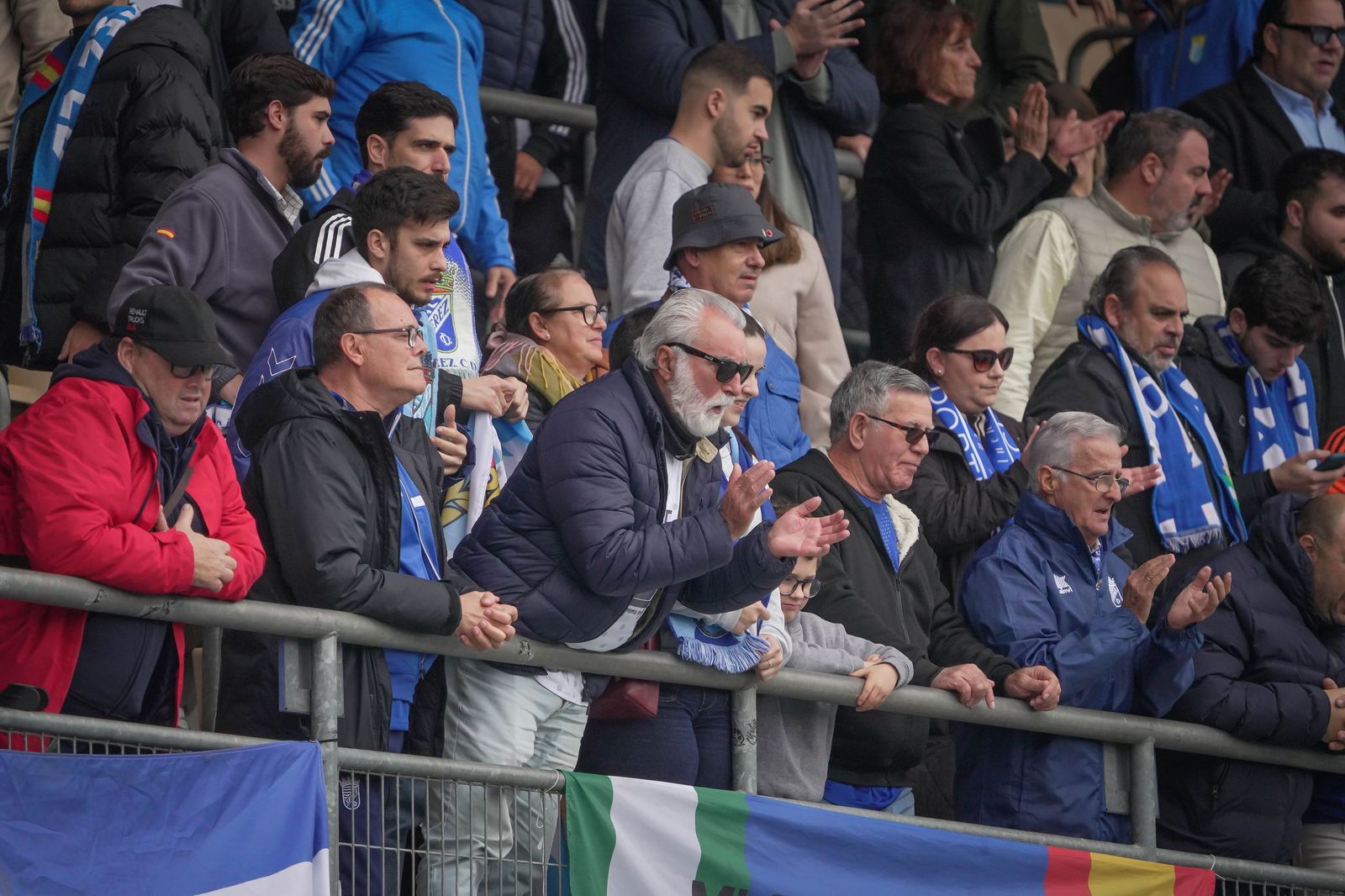Búscate en el partido del Xerez CD - UD Melilla