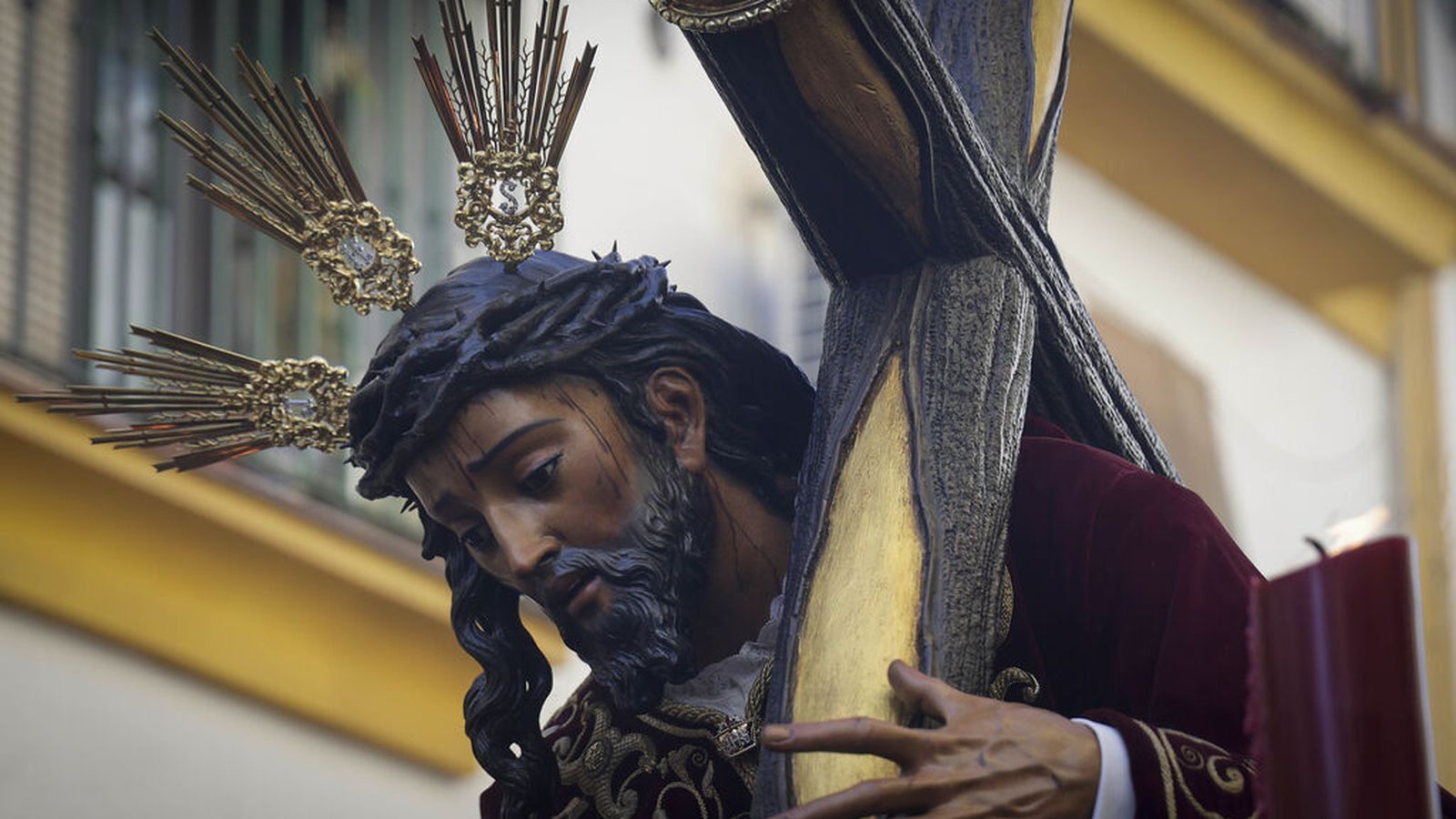 El Cristo de las Tres Caídas en su Vía Crucis