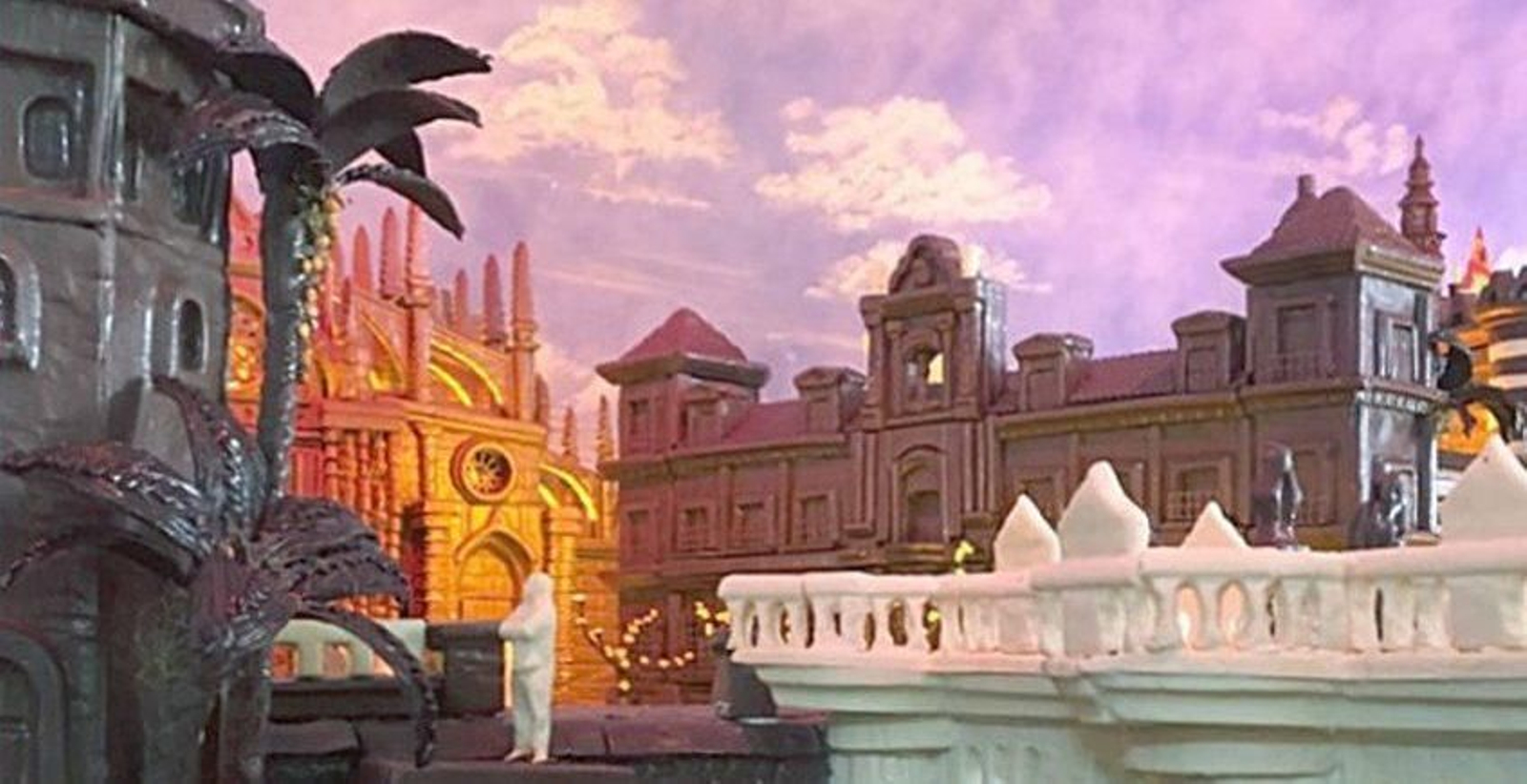 Asi se representan los monumentos de Sevilla en chocolate