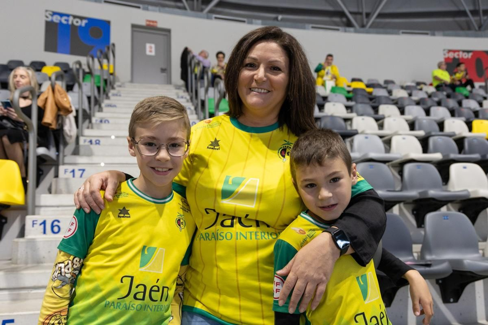 La goleada del Jaén Paraíso Interior FS ante el Viña Albali Valdepeñas, en imágenes