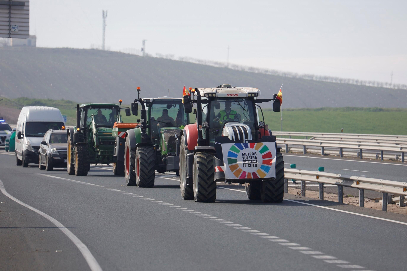 La protesta de los agricultores de Córdoba, en imágenes