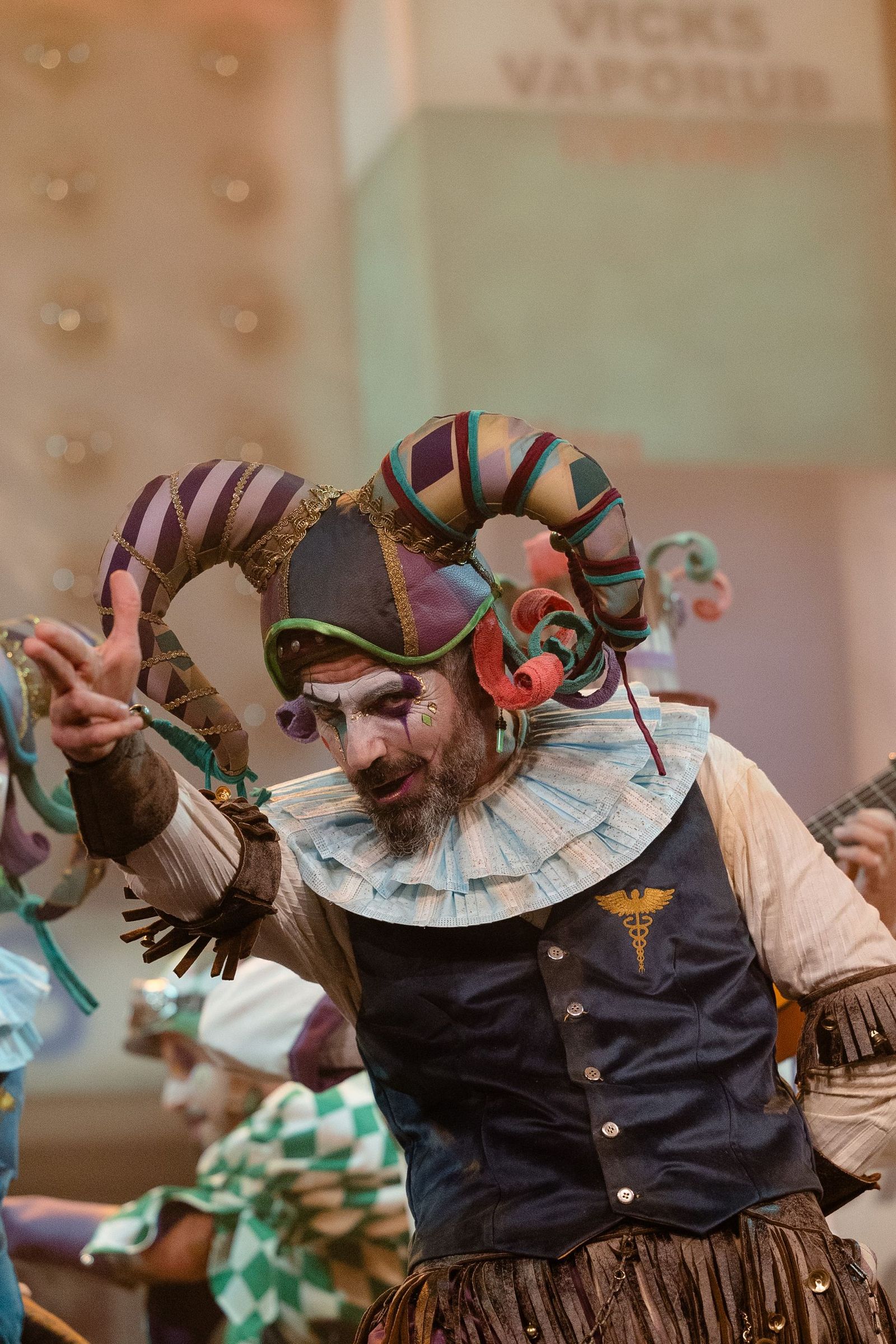 Búscate entre las mejores imágenes de la sexta sesión de cuartos de final del COAC 2026