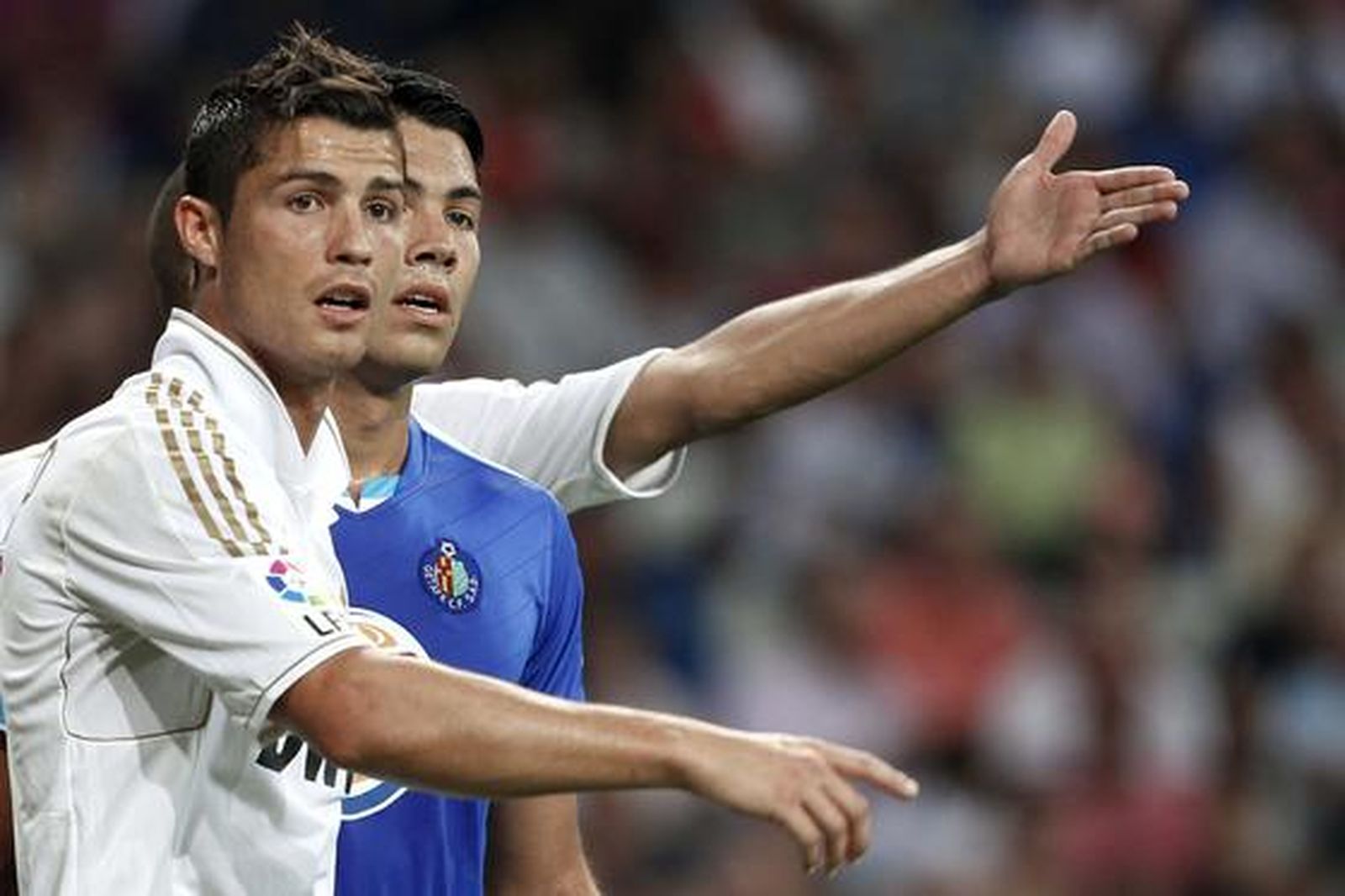 El Real Madrid cumple ante el Getafe en el Bernabéu (4-2). / EFE