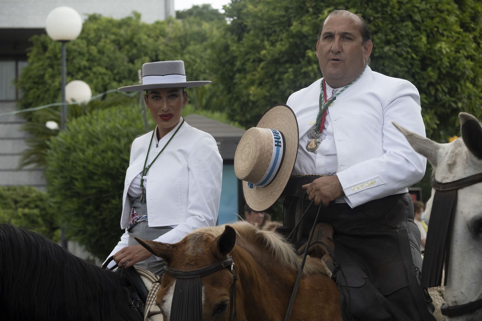 Todos los rocieros de la comitiva de la Hermandad de Huelva, en imágenes