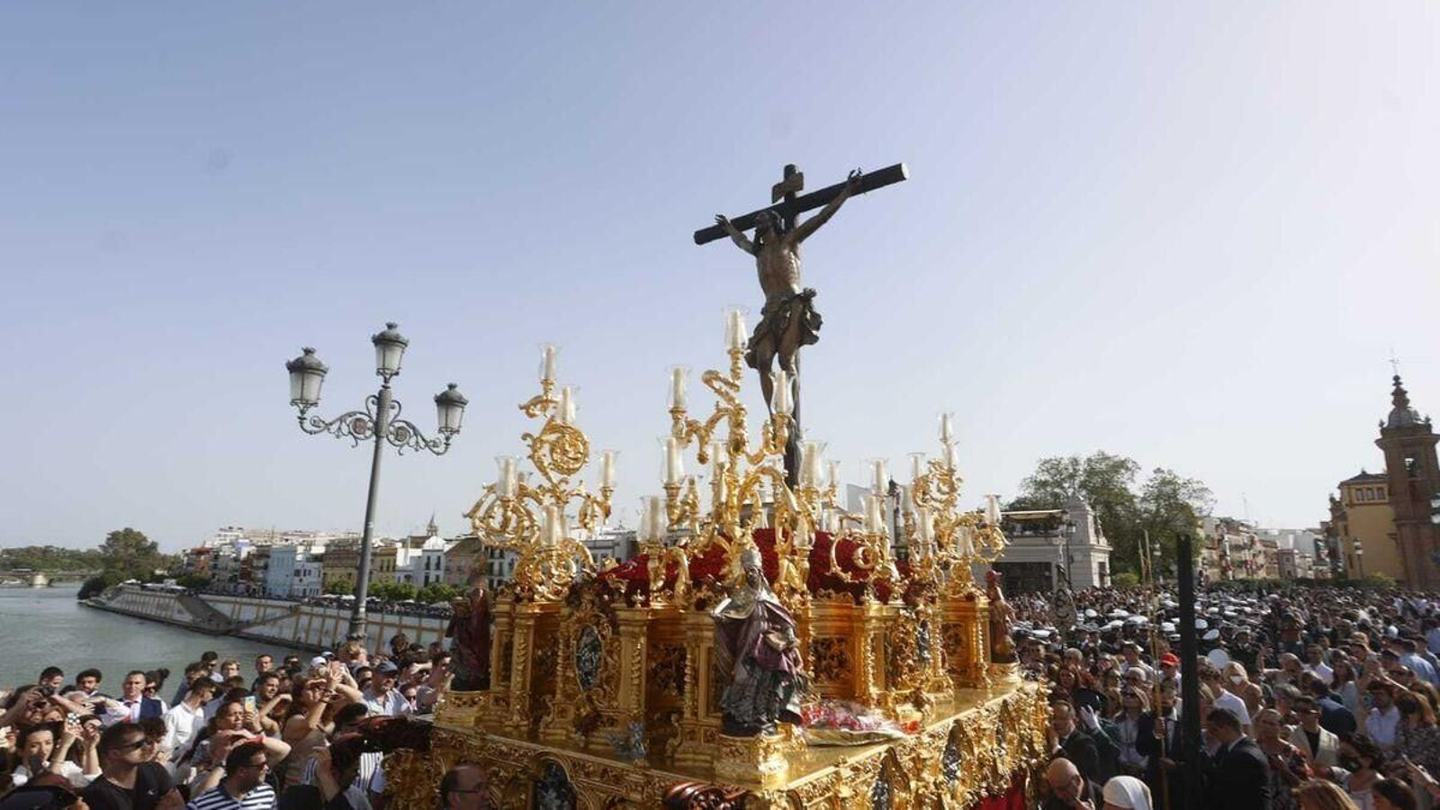 El Cachorro en el puente