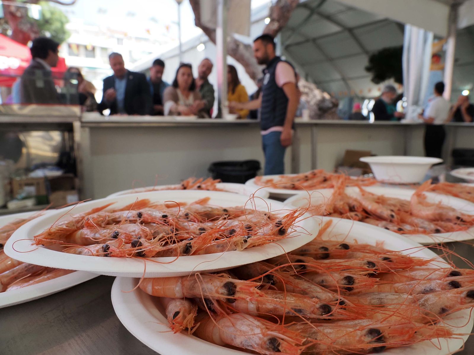 El espectacular ambiente de la Feria de la Gamba de Punta Umbría, en imágenes
