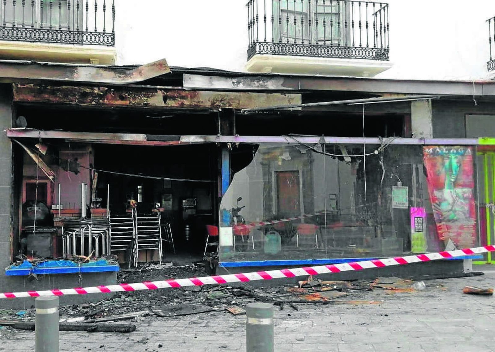 Estado en el que quedó el bar San Francisco de Vélez-Málaga.