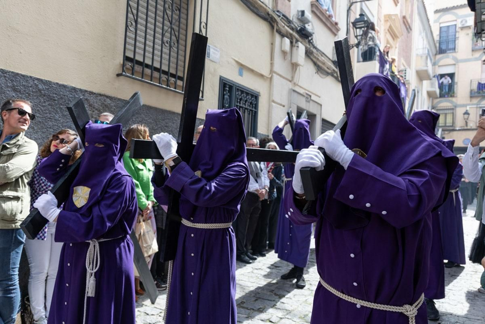 Los jiennenses arropan a las tres cofradías de la tarde en un Domingo de Ramos más caluroso de lo esperado (I)