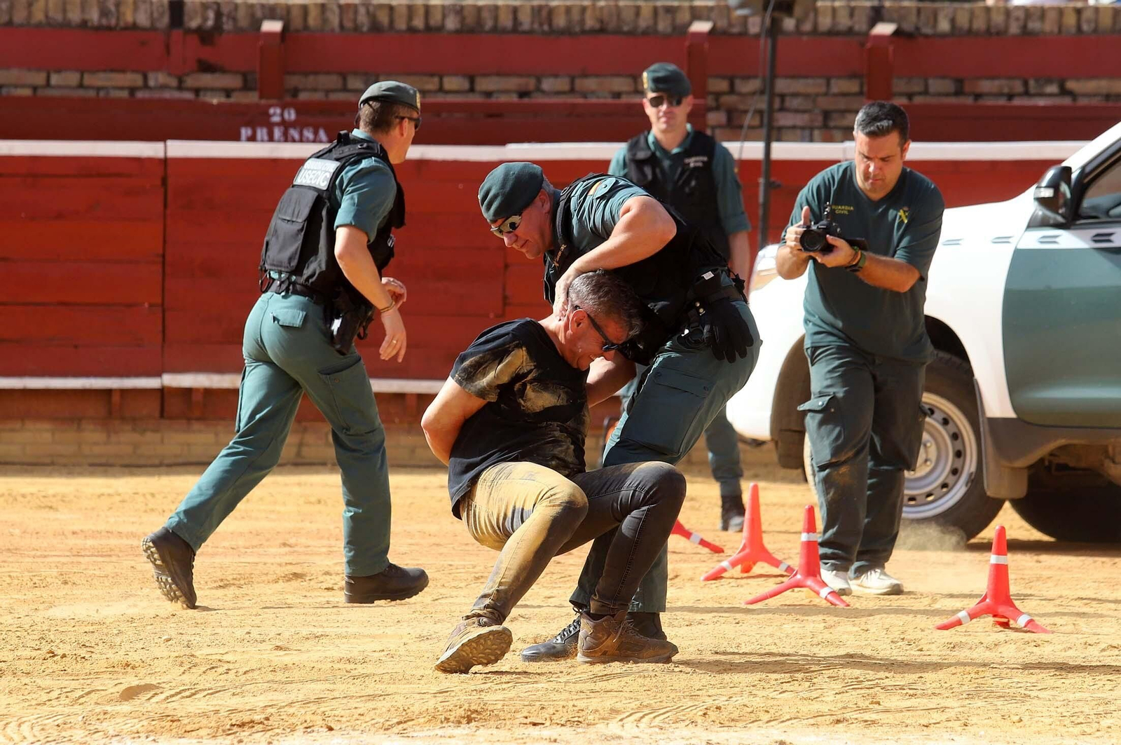 Imágenes de la Jornada de Puertas Abiertas de la Guardia Civil