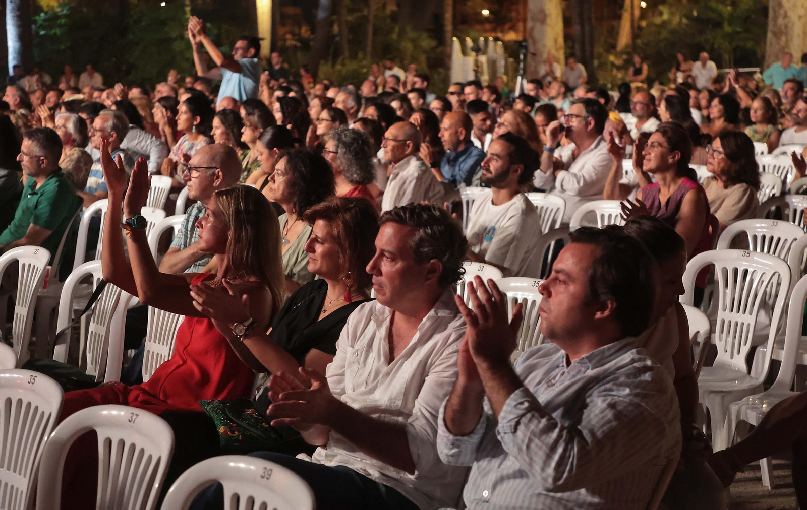 Fotos del concierto del sexteto flamenco en el Encuentro de Guitarra Paco de Lucía
