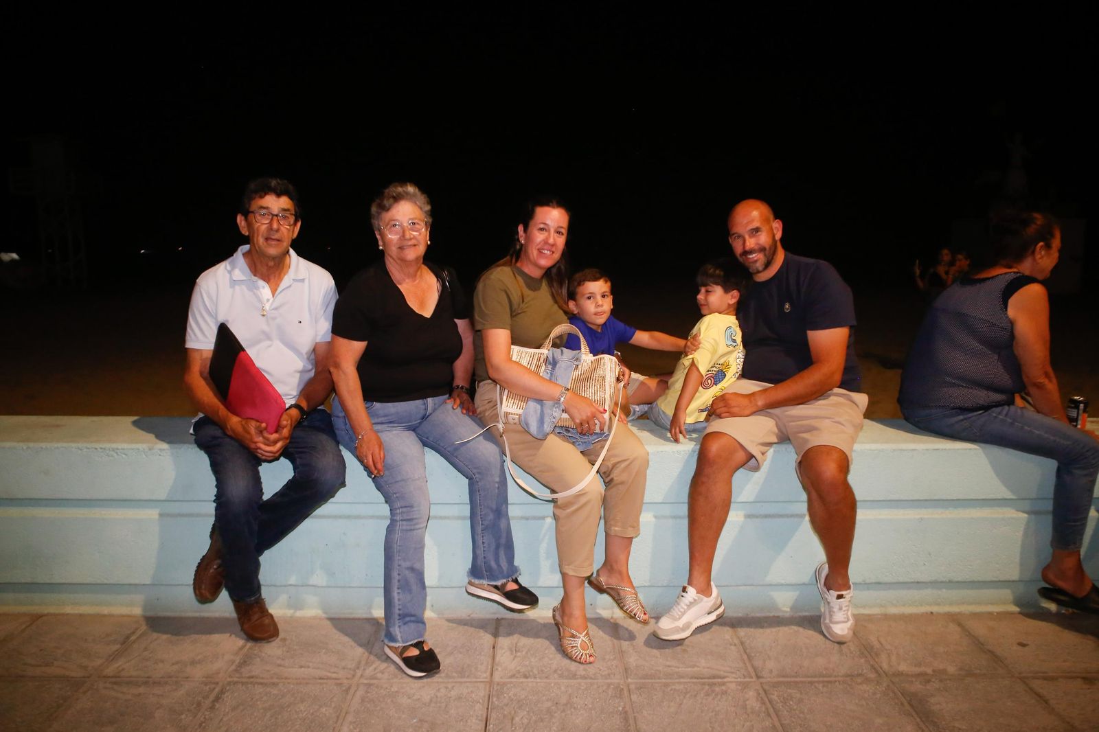 Fotos de la noche de San Juan en las playas de La Línea.