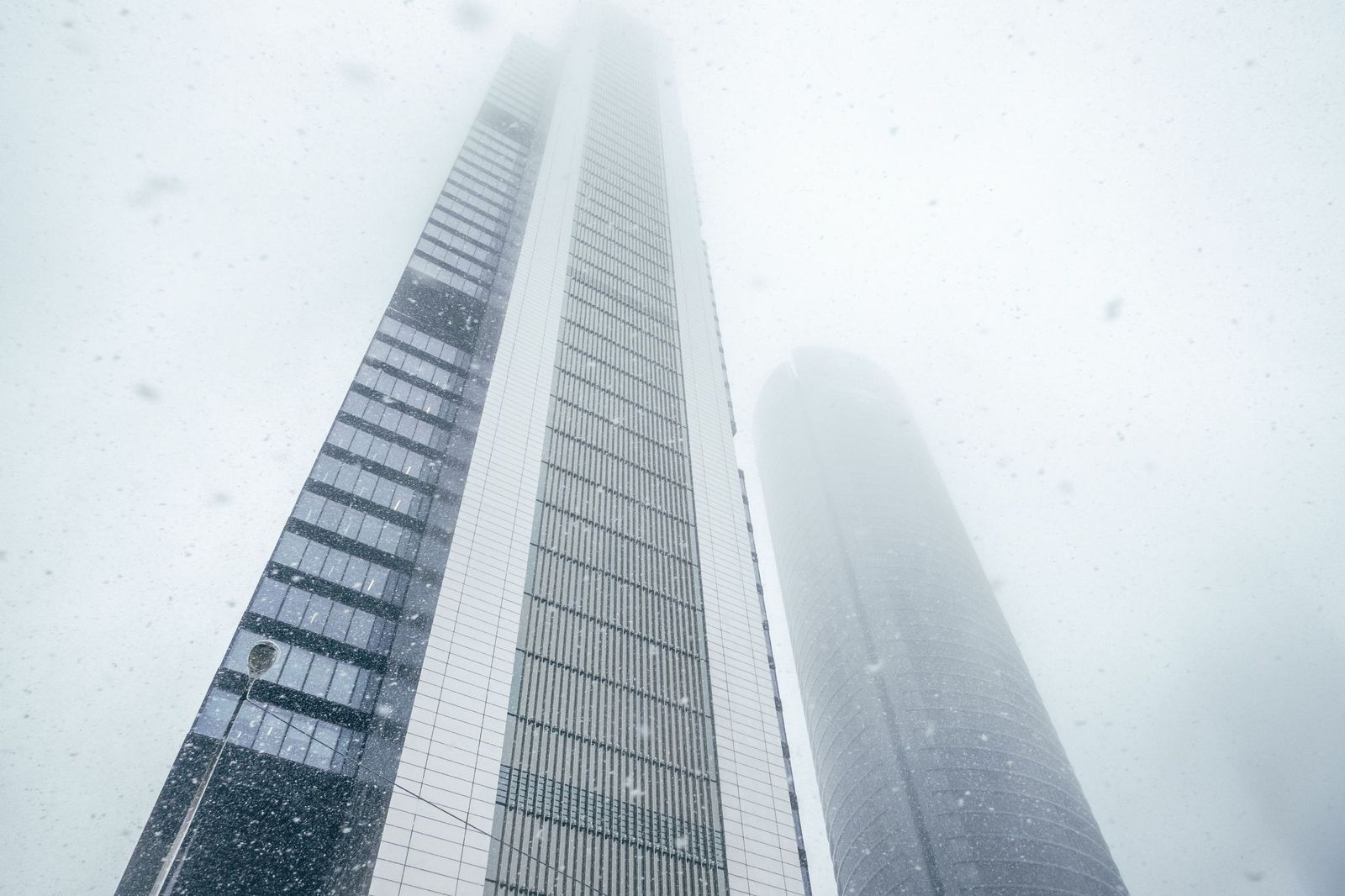 Imágenes de la nevada que ha dejado la borrasca Kristin en Madrid capital