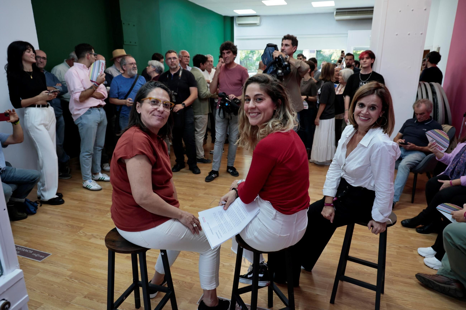 Nueva sede de Sumar en Sevilla con Esther Gil, Lara Hernández y Esperanza Gómez