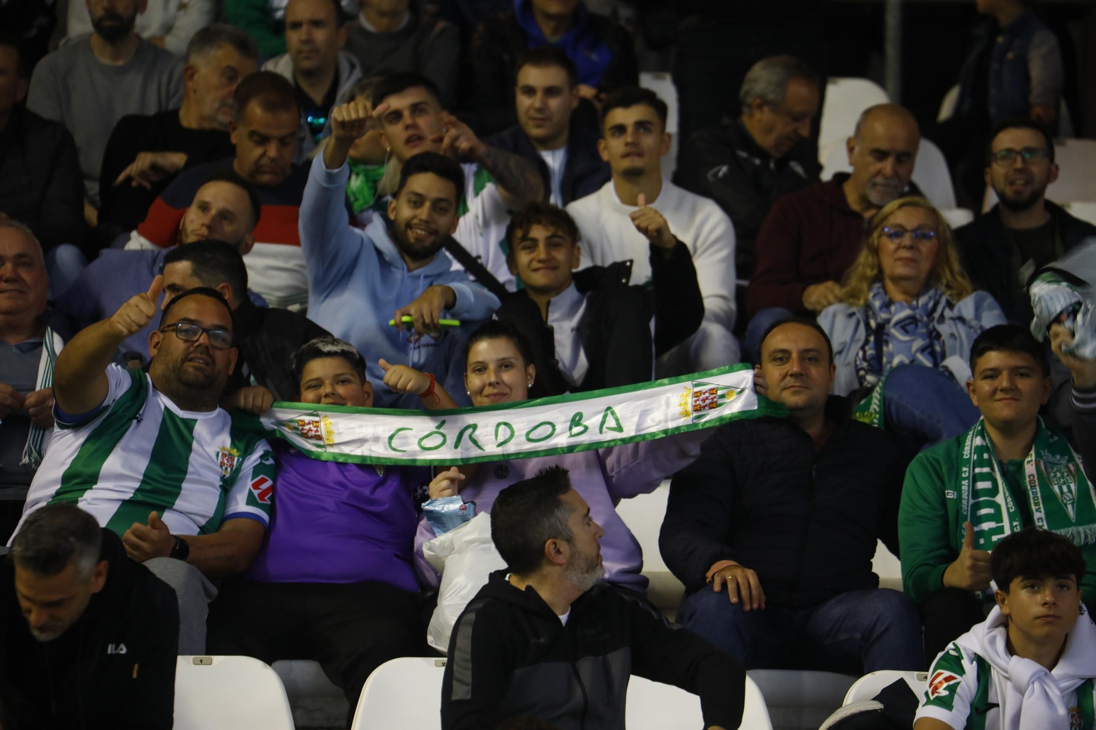 Las mejores fotos del ambiente en el Córdoba CF - Zaragoza en El Arcángel