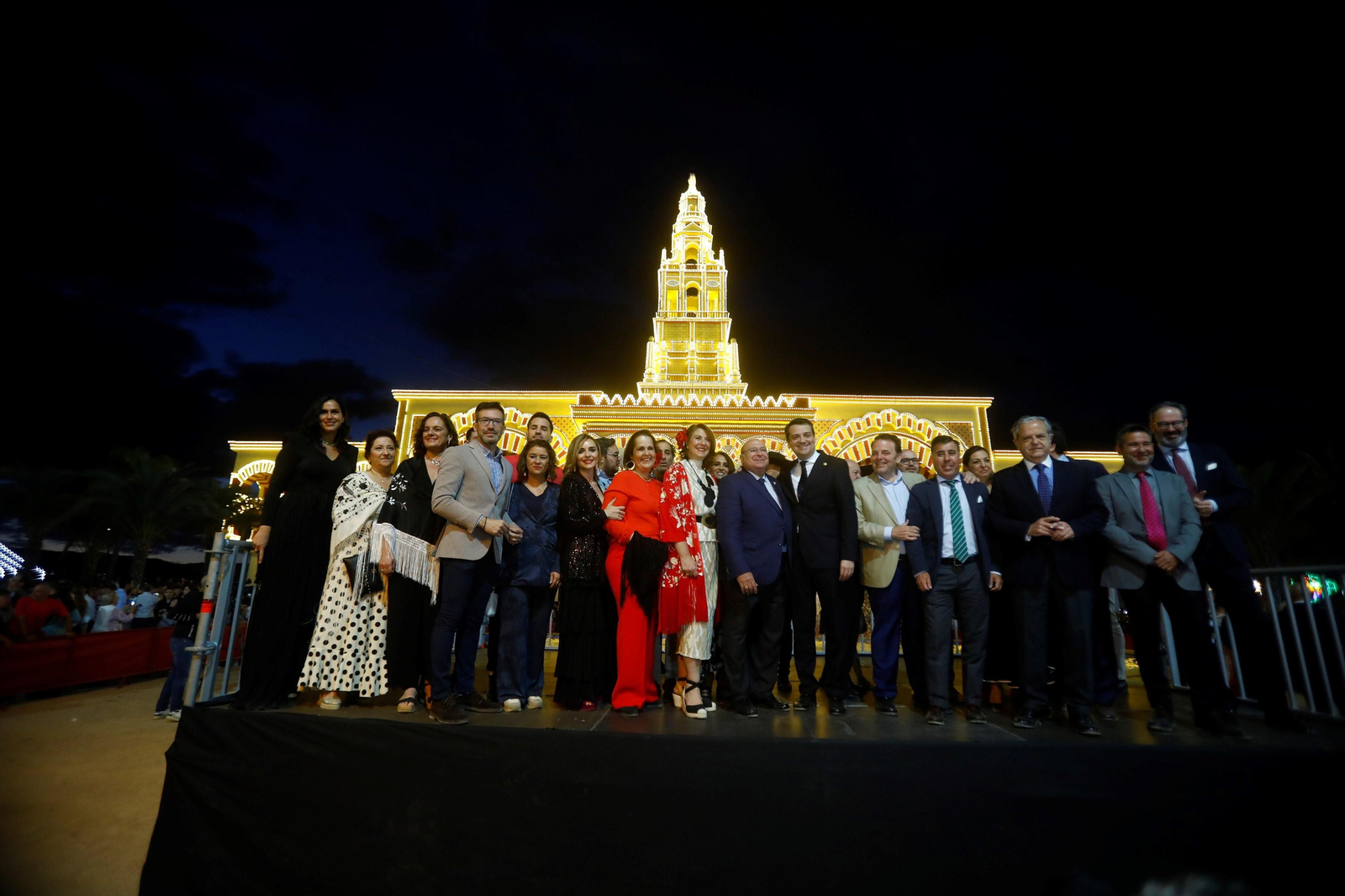 Córdoba ya disfruta de su Feria: las mejores fotos del alumbrado de la portada