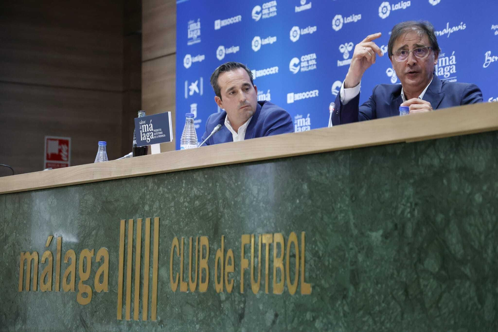 La presentación de Loren Juarros como nuevo deportivo del Málaga, en fotos