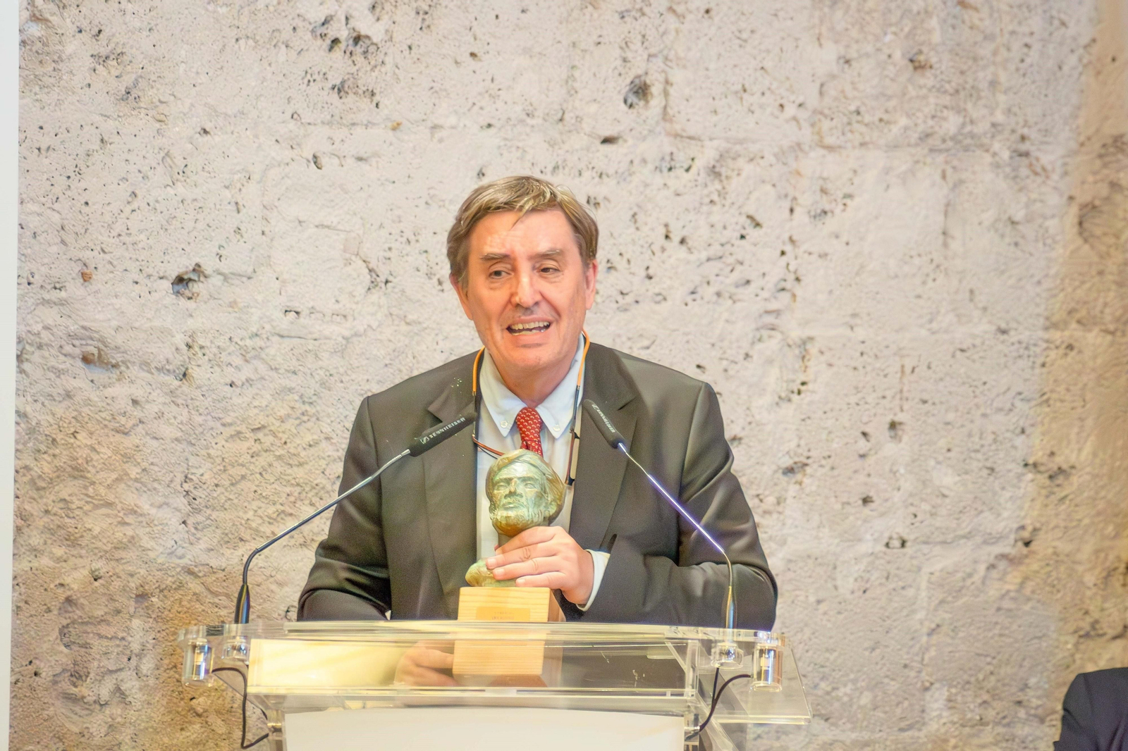 Así ha sido la entrega del I Premio Ibn Rush de la Concordia en Granada, en imágenes