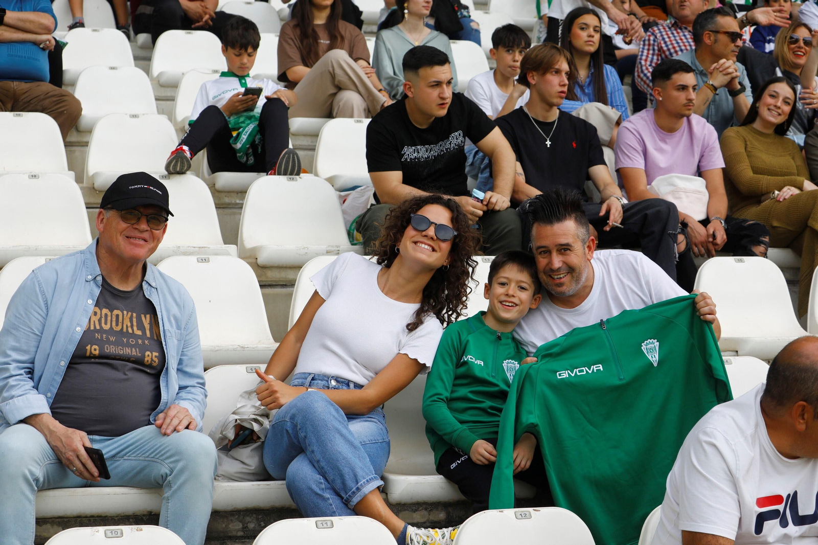 Las mejores fotos del ambiente en El Arcángel para el Córdoba CF - San Fernando