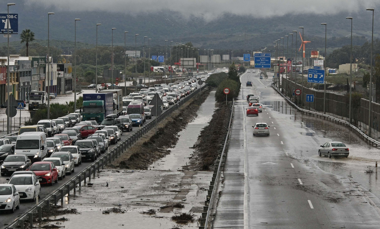 Efectos del temporal en las carreterasde l Campo de Gibraltar.
