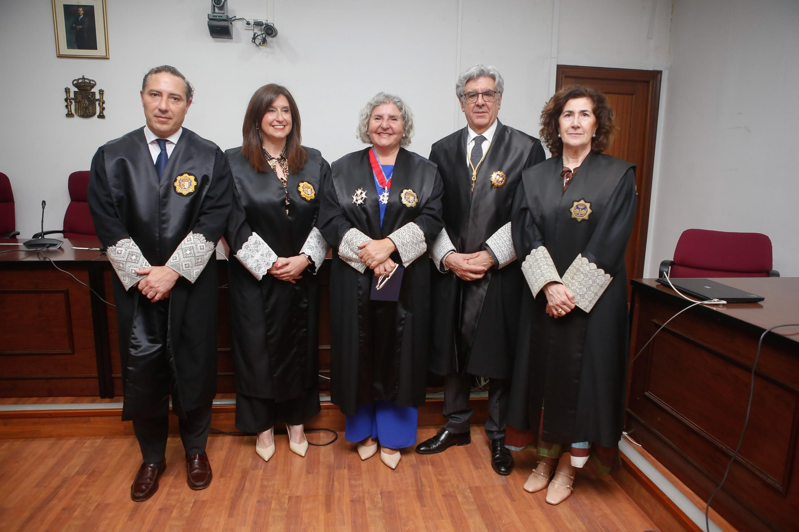 Fotos de la imposición de la Cruz de San Raimundo de Peñafort a la jueza María José Sanz Alcázar en Algeciras