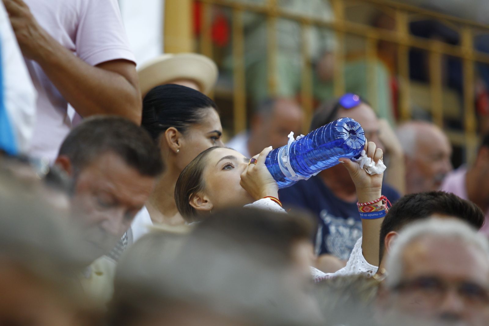 Imágenes del ambiente de la corrida de toros de la Feria de Almería