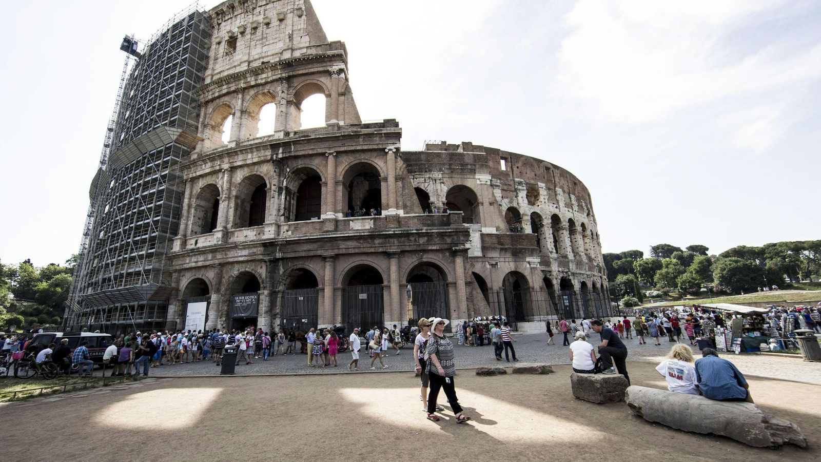 El Coliseo de Roma, que recibe más de 6 millones de visitas al año, cobra un precio similar a la Alhamba El Coliseo de Roma, que recibe más de 6 millones de visitas al año, cobra un precio similar a la Alhamba
