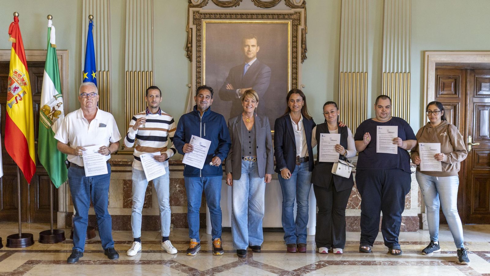 Los nuevos propietarios de las viviendas sociales en la capital.