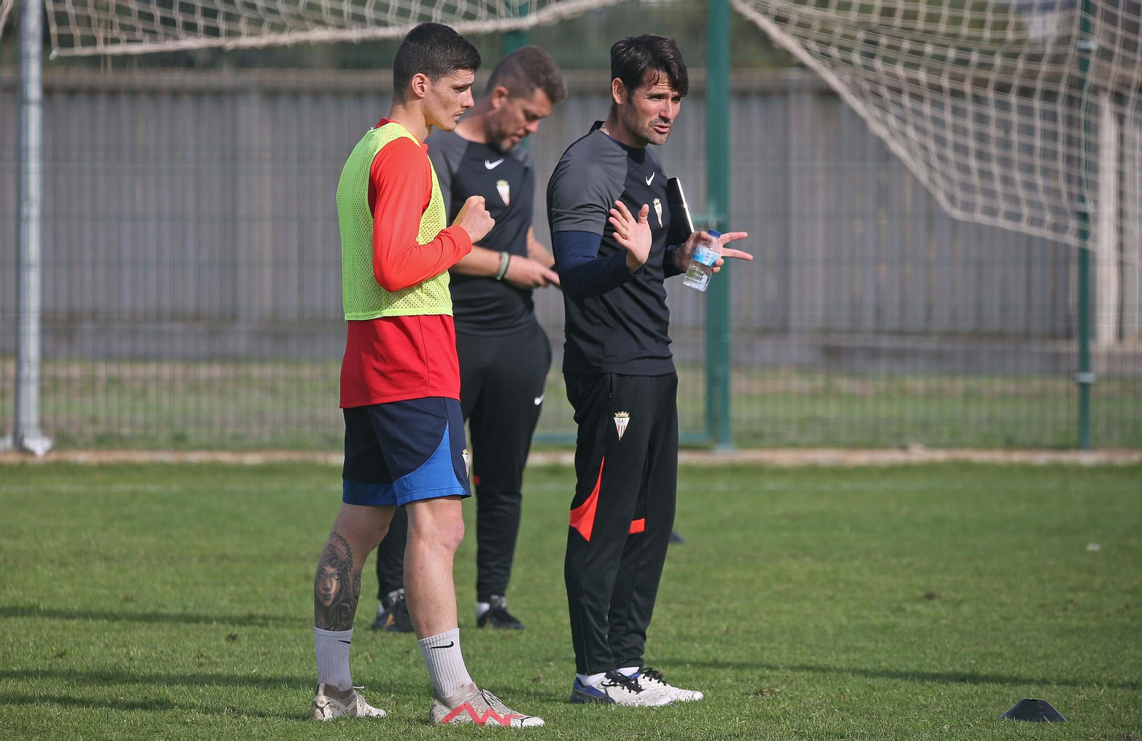 Lolo Escobar, junto a Eric Montes.