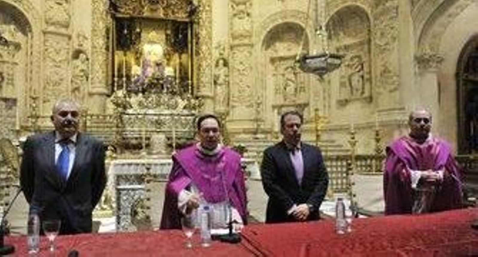 El Cabildo obliga a celebrar la Toma de Horas fuera de la Catedral