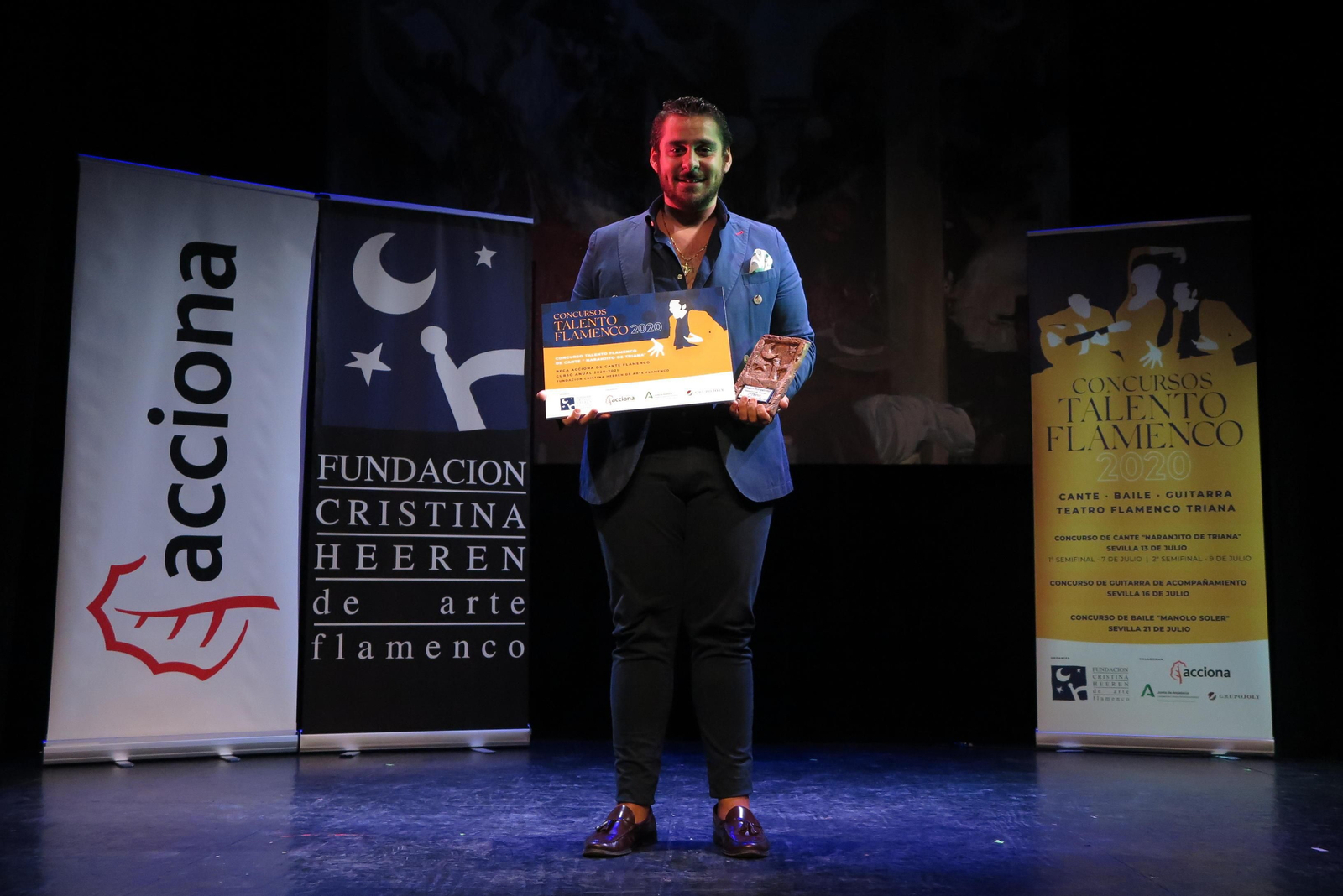 Manuel Moreno Peña, 'Manuel de Cantarote', tras proclamarse ganador de Talento  Flamenco, la pasada edición.