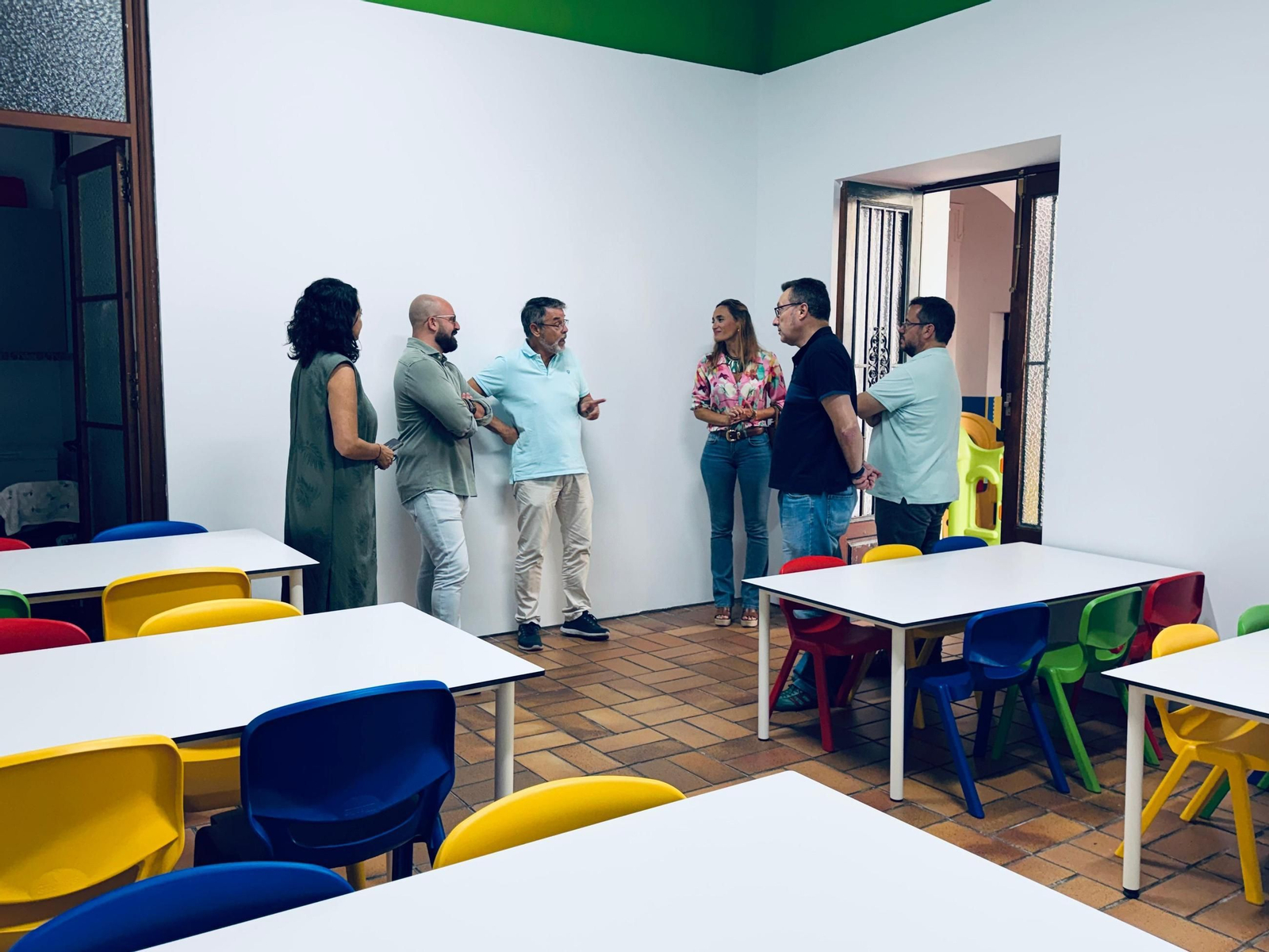 Una imagen de la visita al colegio Las Esclavas.