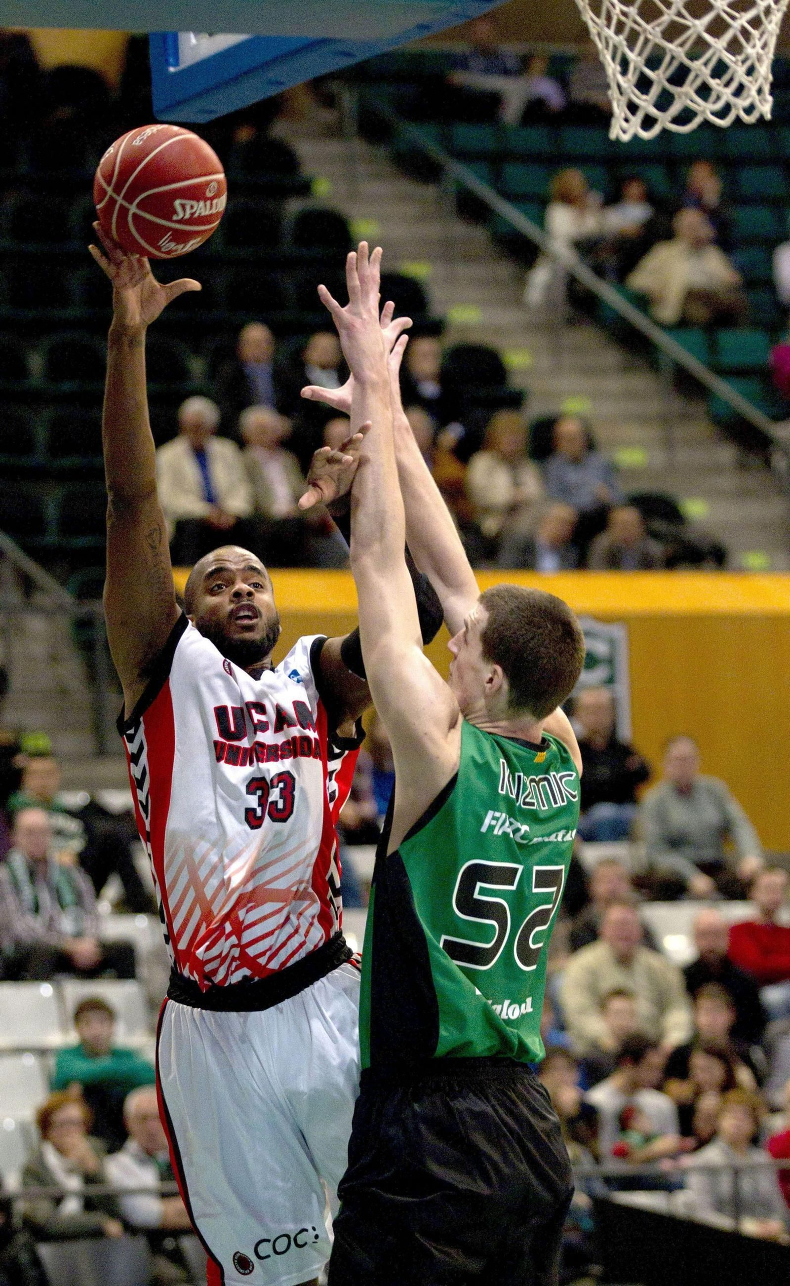 La carrera de Ognjen Kuzmic, en fotos