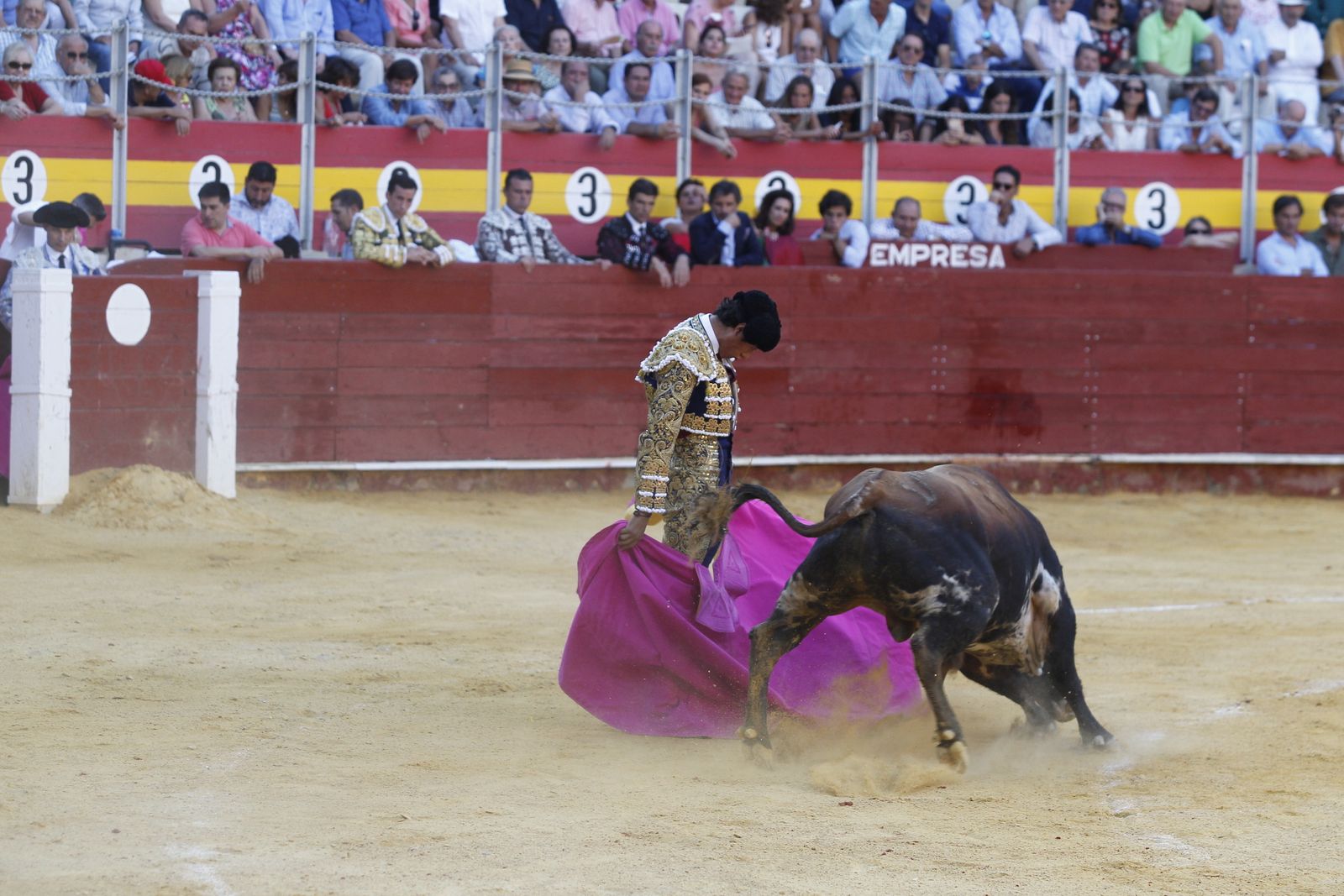 Fotogalería Primera Corrida de Toros. Feria de Almería 2019