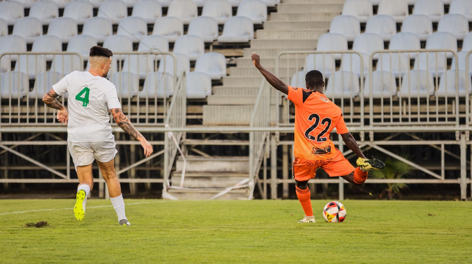 Las imágenes del triunfo del Xerez CD en el Trofeo Antonio Moure