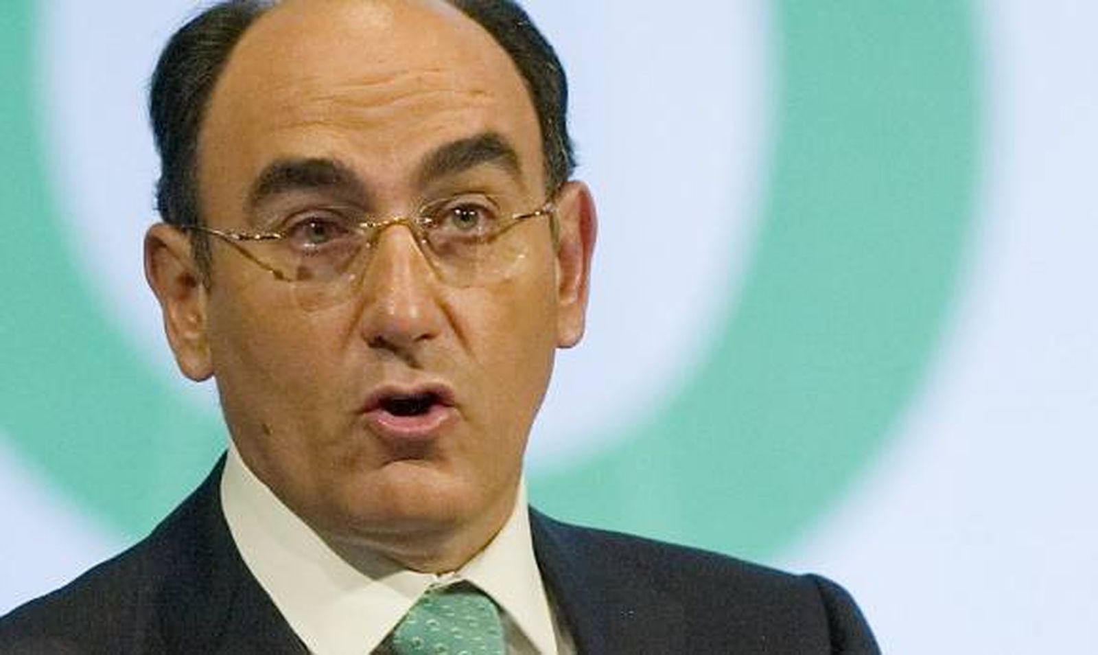 Iberdrola minimiza su inversión en España por la reforma energética