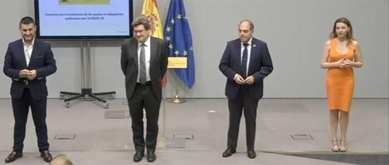 El ministro de Inclusión, Seguridad Social y Migraciones, José Luis Escrivá, y el presidente de ATA, Lorenzo Amor.