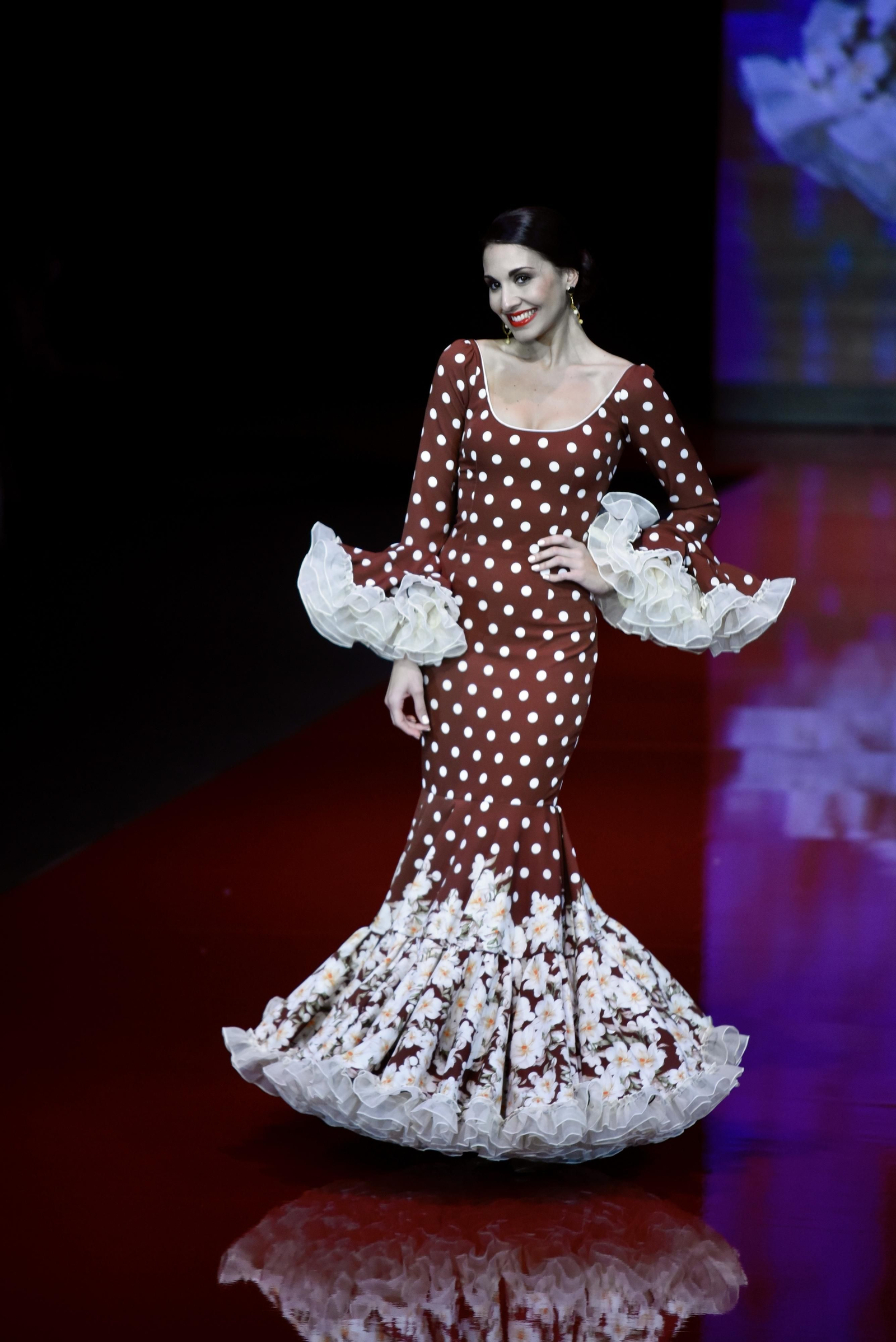 El desfile de Leticia Lorenzo en SIMOF 2022, todas las fotos