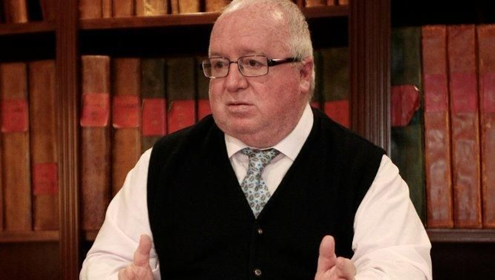 Carlos Medina, durante una entrevista concedida en la hemeroteca de Diario de Cádiz.