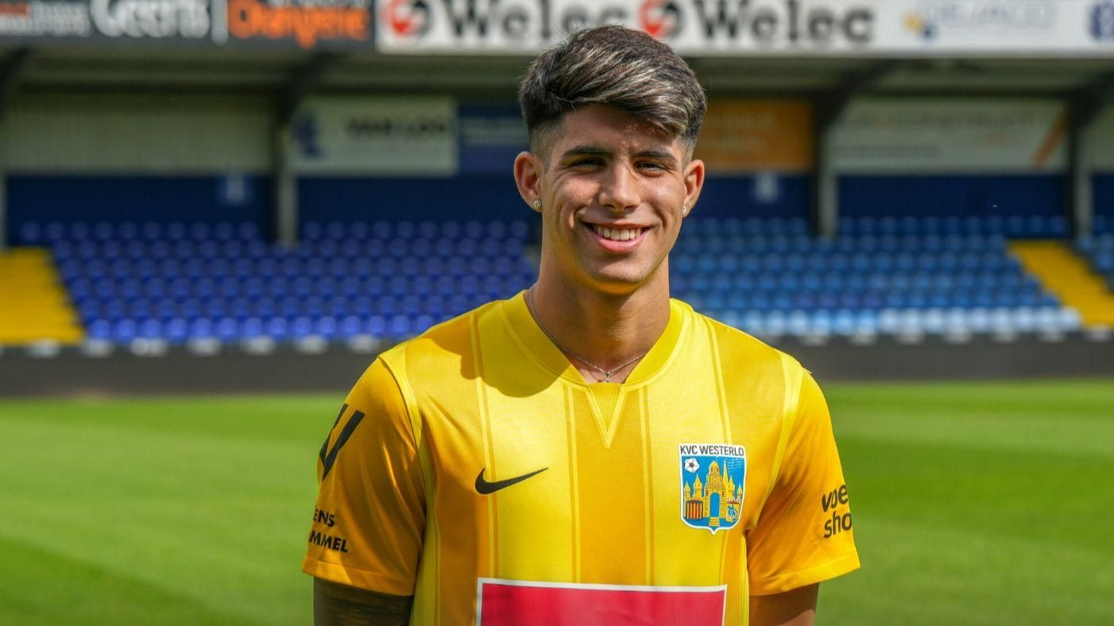 Antoñito Cordero con la equipación del KVC Westerlo Antoñito Cordero con la equipación del KVC Westerlo