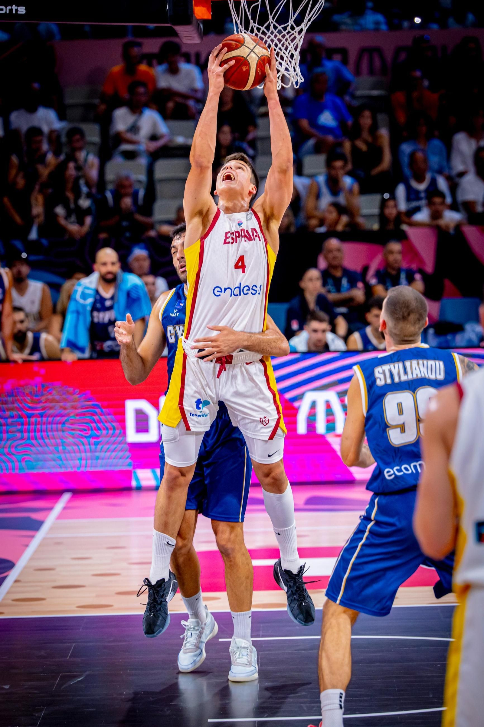 Las fotos del Chipre - España de baloncesto