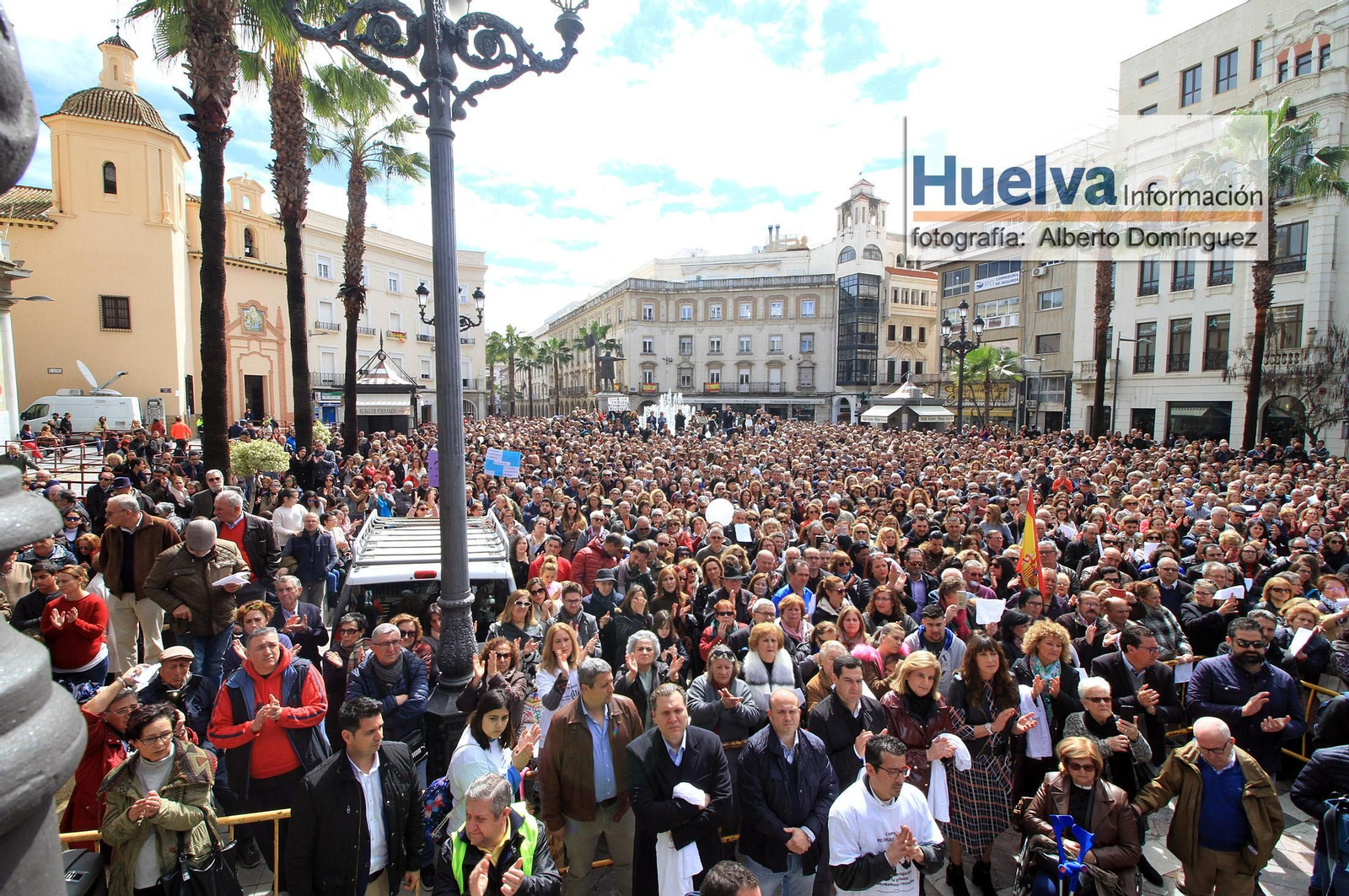 Imágenes de la manifestación contra la derogación de la prisión permanente revisable celebrada en Huelva
