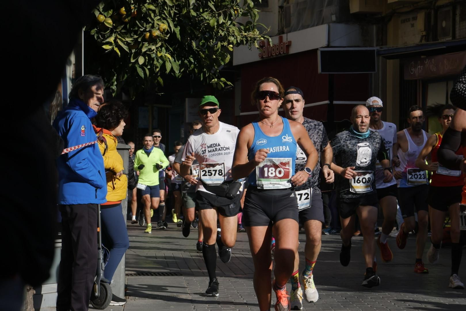 Media Maratón de Córdoba 2023: Las fotos del paso por Cruz Conde y Tendillas Media Maratón de Córdoba 2023: Las fotos del paso por Cruz Conde y Tendillas