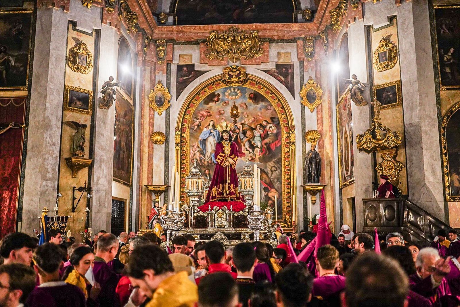 Las mejores fotos del Lunes Santo en Granada