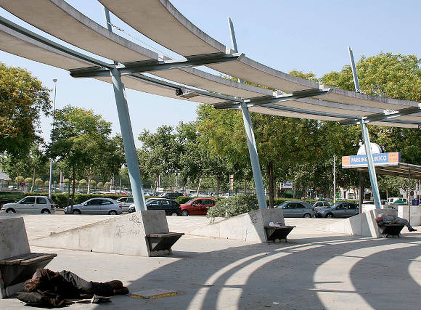 Sevilla pasa a nivel naranja por superar los umbrales de máximas y mínimas