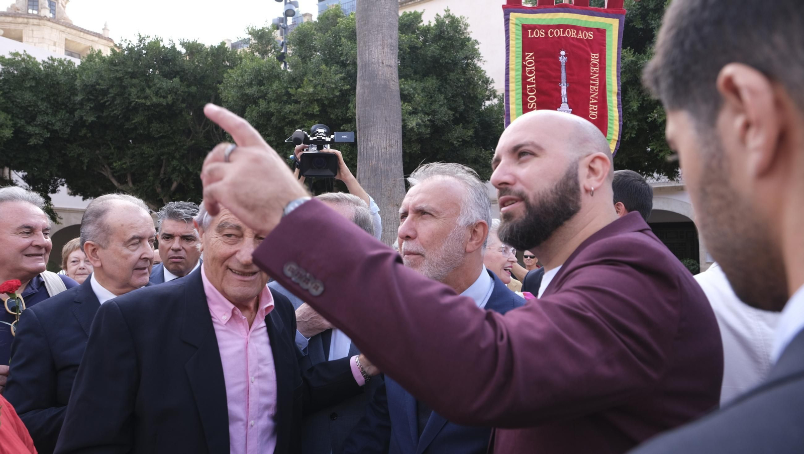 El regreso de los restos de los Coloraos a la Plaza Viaje, en imágenes